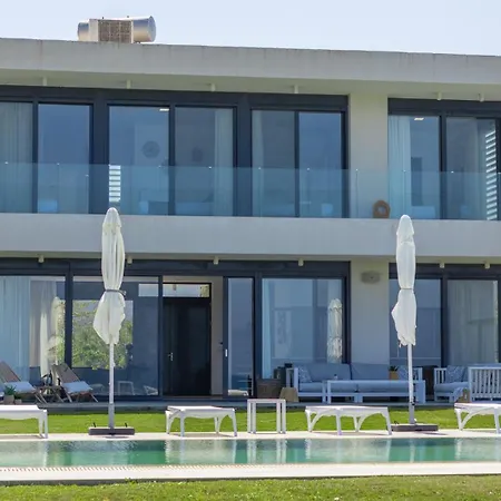 Liam Front Luxury With 100m2 Infinity Pool Fánesz