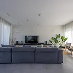 Liam Front Luxury With 100m2 Infinity Pool Вилла *