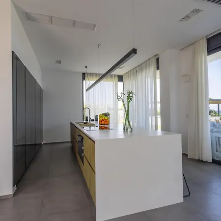 Villa Liam Front Luxury With 100m2 Infinity Pool *