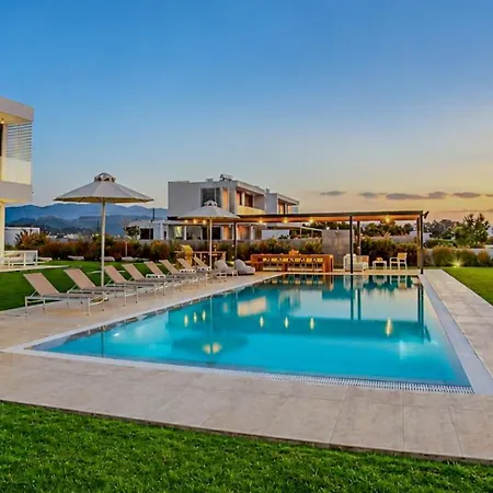 Villa Liam Front Luxury With 100m2 Infinity Pool Fánai
