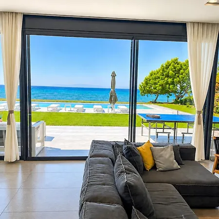 Liam Front Luxury With 100m2 Infinity Pool *