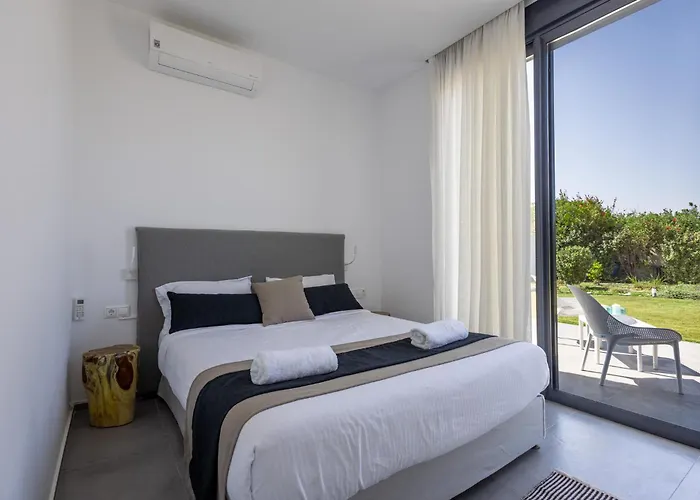 Liam Front Luxury With 100m2 Infinity Pool Fánai