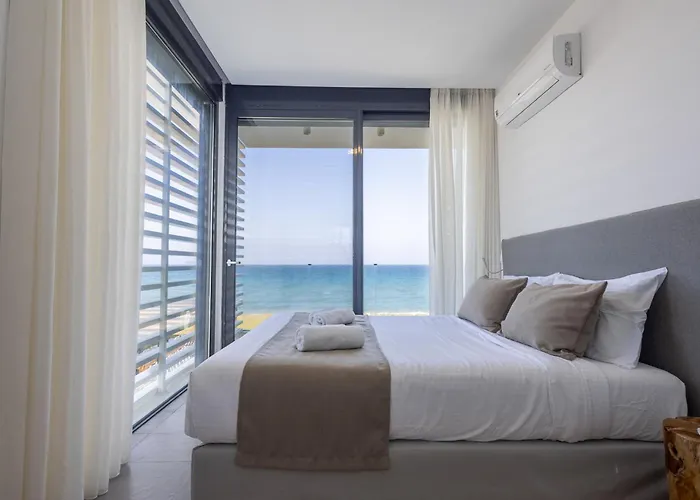 Liam Front Luxury With 100m2 Infinity Pool Villa Fánai