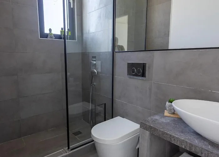 Liam Front Luxury With 100m2 Infinity Pool Fánai