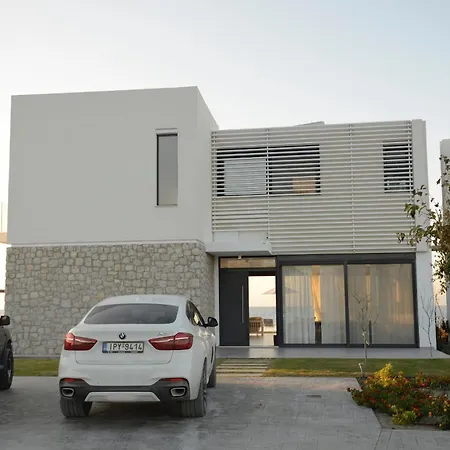 Villa Liam Front Luxury With 100m2 Infinity Pool Fanes (Rhodes)